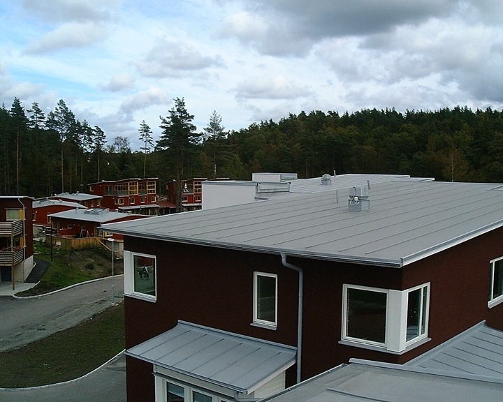 Paneles para cubiertas prefabricadas, módulos y viviendas